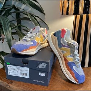 New Balance Women’s 57/40 Trainers Silver Mink / Wheat Field/Blue - Size 7.5 US